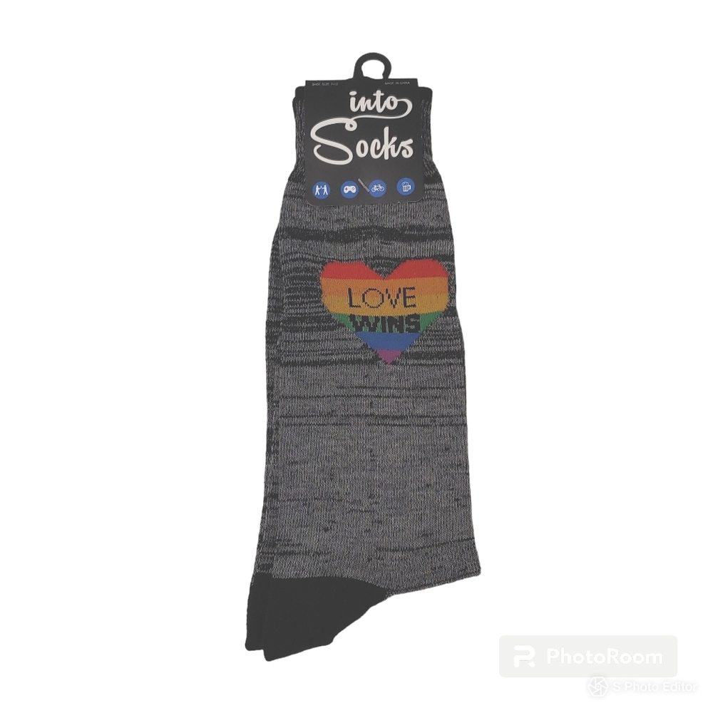 into socks mens womens gray love wins rainbow color shoe size 7-12 NWT